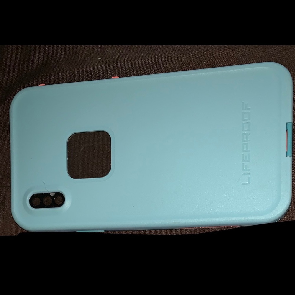 Life proof cases for iPhone X/XS.